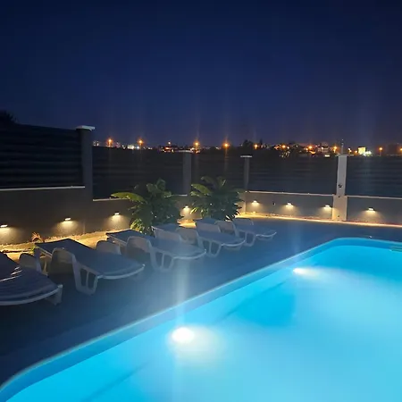 Family Friendly House With A Swimming Pool Solin, Split - 21376 Casa de Férias *